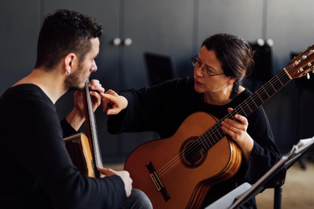 01E6AB6C-63CA-42E1-B3BE-BC94D63AD620_1_105_c